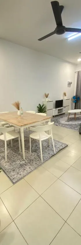 Syakif Homestay HICOM University，位于北根的酒店