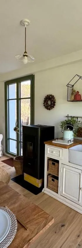 Ma cabane à oiseaux，位于雅莱地区圣梅达尔的酒店