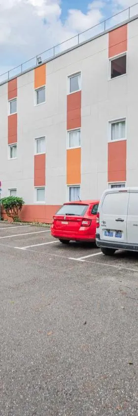 B&B HOTEL Mulhouse Dornach，位于米卢斯的酒店