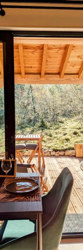 Aux Trois Chênes Lodges Spas，位于梅屈埃斯的酒店