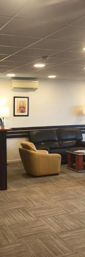 BRAUCOL Hotel，位于布朗斯的酒店