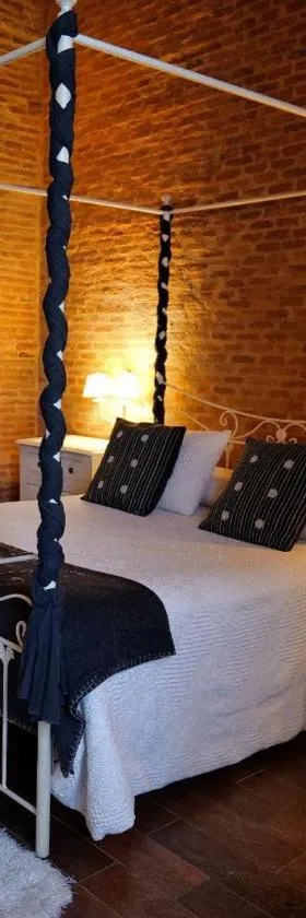 Castillo de Monte la Reina Posada Real & Bodega，位于托罗的酒店