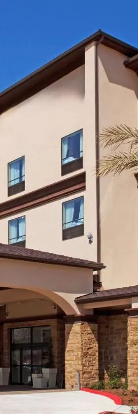 Wyndham Lake Charles，位于查尔斯湖的酒店