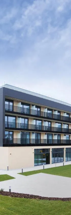Best Western Parkhotel Hagenberg，位于Hagenberg im Mühlkreis的酒店