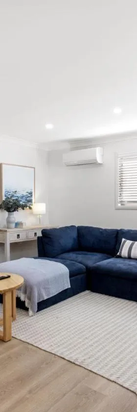 Indigo Pet Friendly 5 Mins Walk to Bay，位于Callala Bay的酒店