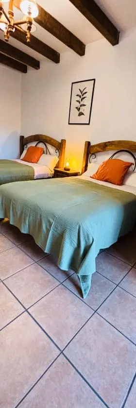 Casa Rural Puerto del Emperador，位于阿尔迪努瓦德拉夫拉的酒店