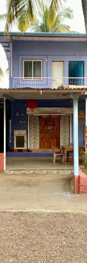 Hotel Aviraj Nivas，位于达博利的酒店