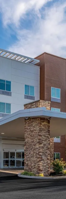 Fairfield Inn & Suites by Marriott Martinsburg，位于马丁斯堡的酒店
