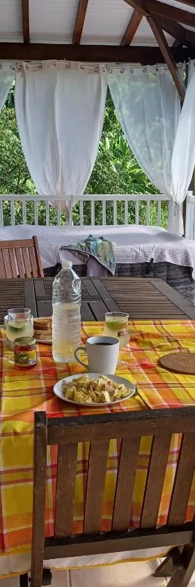 villa timokei，位于Fond Saint-Jacques的酒店