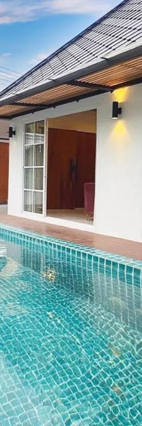 Luxury Pool Villa in Phuket，位于普吉镇的酒店