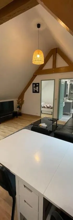 Logement à 5 min du parc Astérix，位于普莱利的酒店