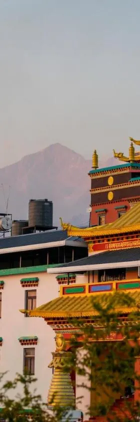 Chokling ArtHouse - The Treasure of Himalayas，位于比尔瓦的酒店