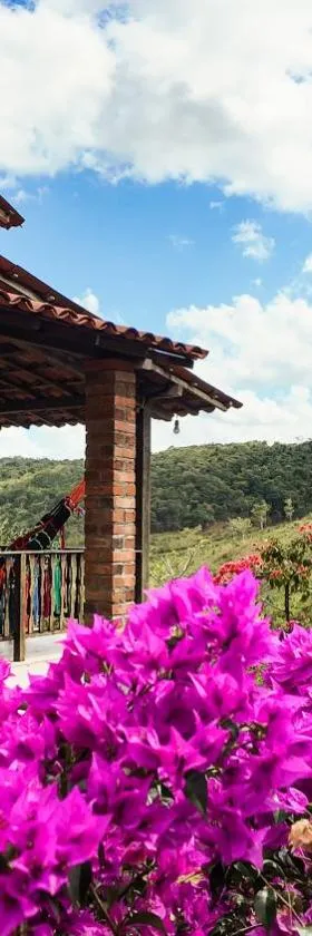 Chalé com Vista Privilegiada，位于Pilões的酒店