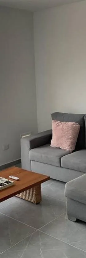 Excelente Apartamento Familiar en Sector Residencial，位于伊瓦格的酒店