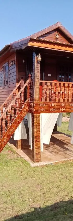 Takheav Natural Bungalow Sra'Saem，位于Sra Aem的酒店
