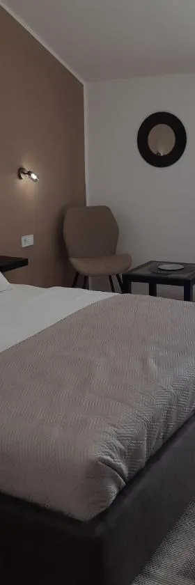 KVINT Vendégház，位于佐洛埃格塞格的酒店