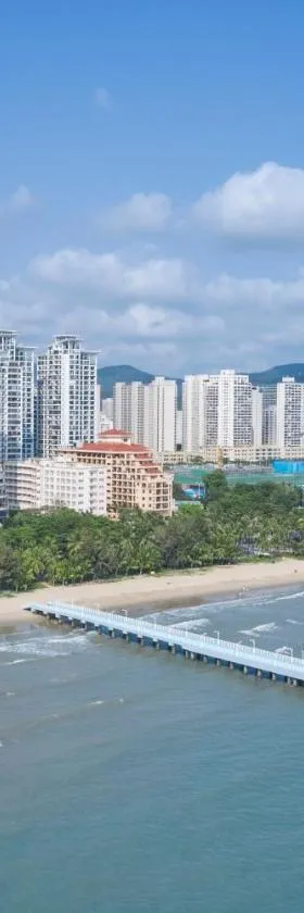 三亚福朋喜来登酒店(免费儿童早餐，亲子活动)，位于三亚的酒店