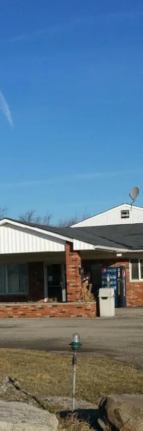 Interstate Motel，位于Rensselaer的酒店