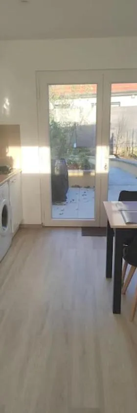 Gîte indépendant de plein pied près de Colmar，位于Herrlisheim-près-Colmar的酒店