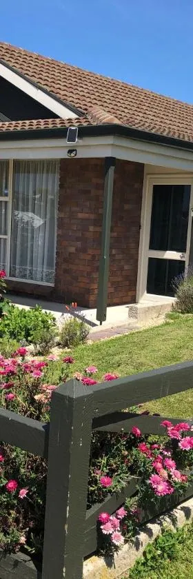 Cozy 2 Bedrooms Lavender Garden House，位于奥玛鲁的酒店
