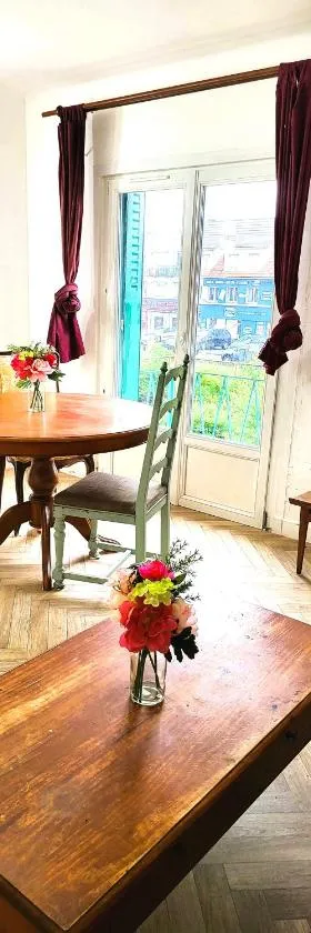Appartement de 60m2 à 20 minutes de Paris，位于Montigny-lès-Cormeilles的酒店