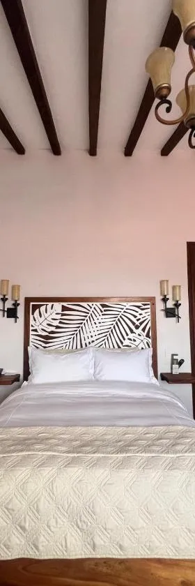 WR Boutique Hotel，位于贾丁的酒店