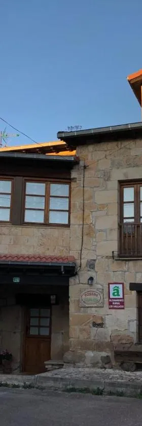 Posada Los Vallucos，位于San Martín de Elines的酒店