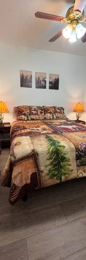 Cozy Mountain Guest house，位于Pine Valley的酒店