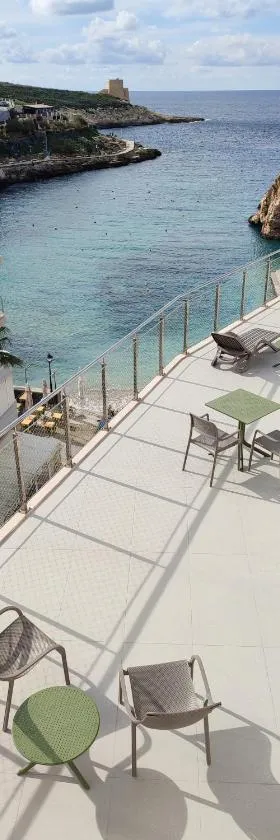 Xlendistays - Centrally located Seafront living holiday spaces in Xlendi，位于克伦蒂的酒店