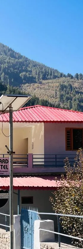 Skyard Hostel Harshil Valley，位于Harsil的酒店