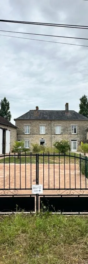 Chateau Saintonge，位于Le Chevain的酒店