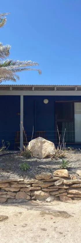 Shark Bay Cottages，位于德纳姆的酒店
