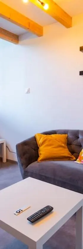 Studio mezzanine à 20 min de Strasbourg，位于Duttlenheim的酒店