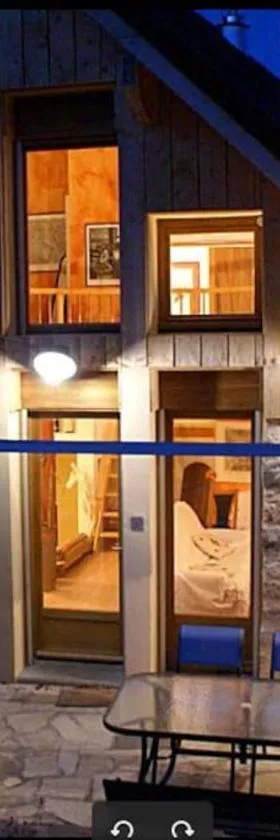 Gîte La Sittelle，位于Bellaffaire的酒店