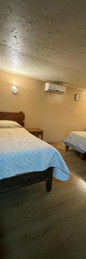 Cabaña ubicada en sector zapallar, perfecta para descansar，位于库里科的酒店