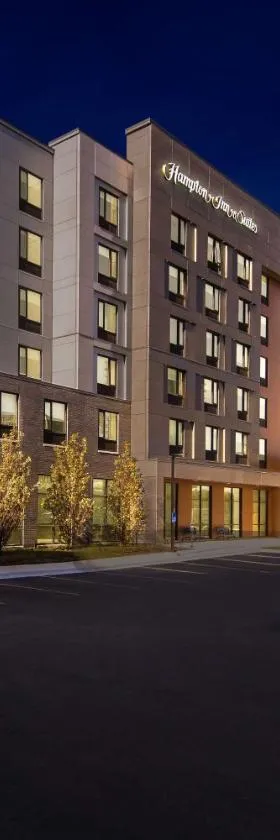 Hampton Inn & Suites Chicago Medical District Uic，位于芝加哥的酒店