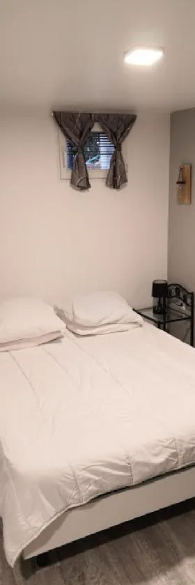 Mini STUDIO，位于马尔桑奈拉科特的酒店