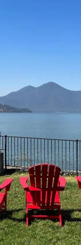 Clear Lake Cottages & Marina，位于克利尔莱克的酒店