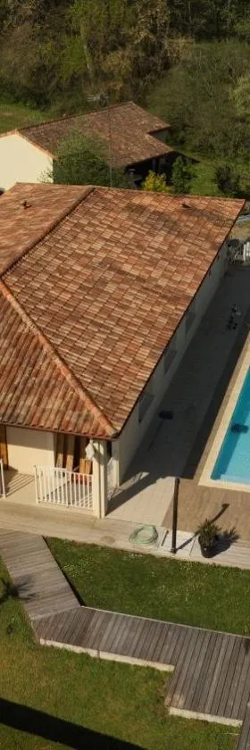 Hôtel LES LODGES D'EAUZE，位于欧兹的酒店