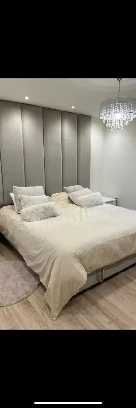 Maison Cosy, élegence et espace réunis entre CDG & PARIS，位于萨塞勒的酒店