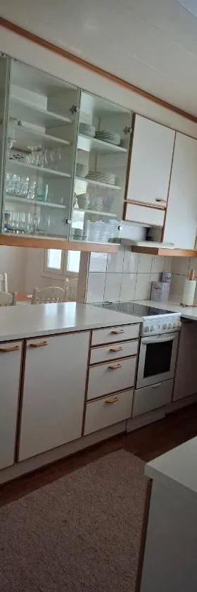 Omakotitalo，位于索丹屈莱的酒店
