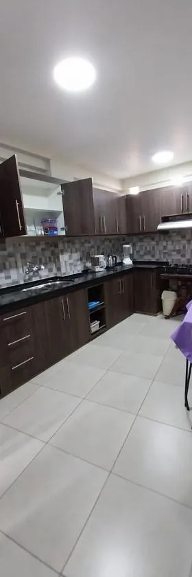 Apartamento Céntrico y Acogedor Tu Hogar lejos de Casa，位于图皮萨的酒店