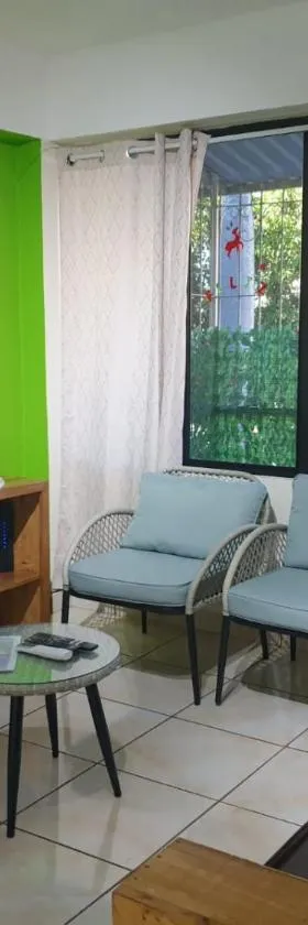 Isabela´s Quality Accommodation，位于圣萨尔瓦多的酒店