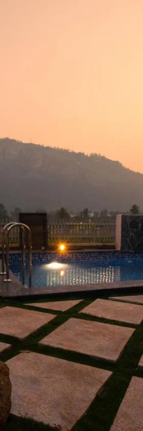 RASA Pool Villa，位于Nandi的酒店