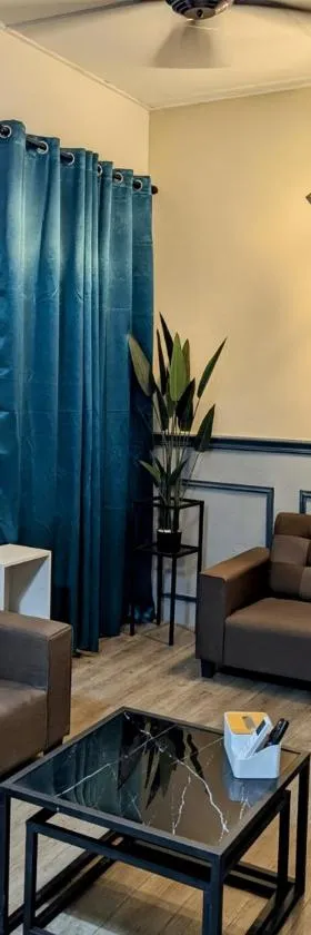 Shines GuestHouse 3Br with Outdoor Chilling，位于巴西古当的酒店