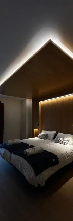 Hotel Miralrio Cacabelos，位于卡卡韦洛斯的酒店