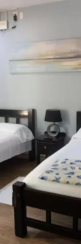 Imani's Inn，位于珀拉什奇亚的酒店