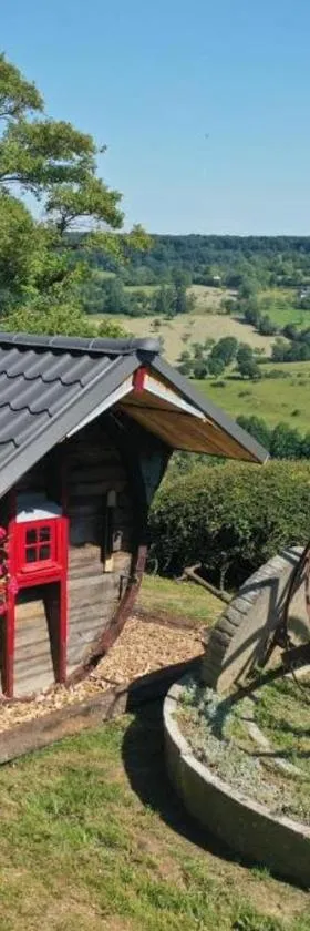 Gîte insolite "Le Coup de Foudre" Sa Vue Panoramique，位于维穆蒂尔斯的酒店