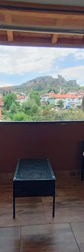 Fortress View Apartment，位于贝洛格拉奇的酒店
