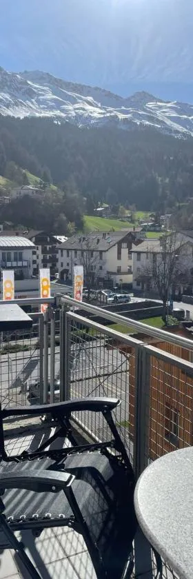Superspot Ferienwohnung mit Super Aussicht，位于库尔瓦尔登的酒店